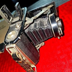 Vintage Zeiss Ikonta folding Camera